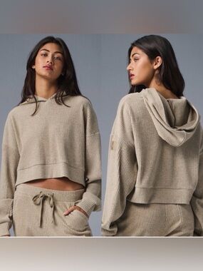 ALO Yoga Muse Hoodie - Gravel Heather